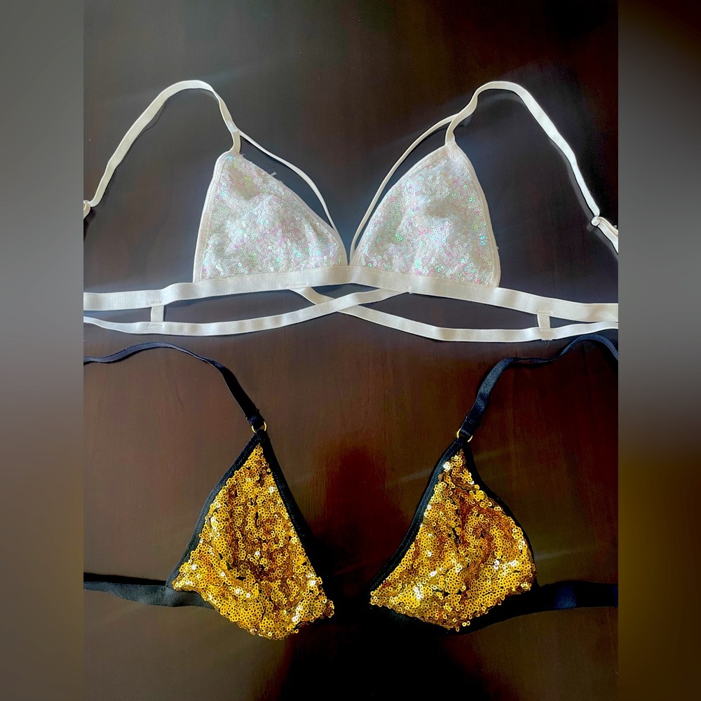 2x sequin triangle tops